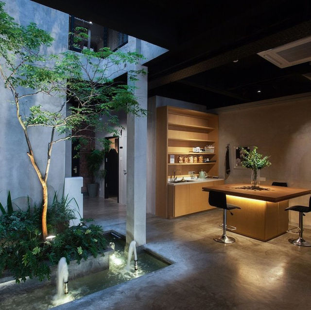 Nice and chic hotel for you to stay!