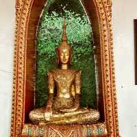 วัดบางพรหม วัดงามริมน้ำ
