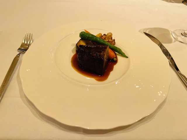 【フランス料理】RESTAURANT CHEVAL BLANC