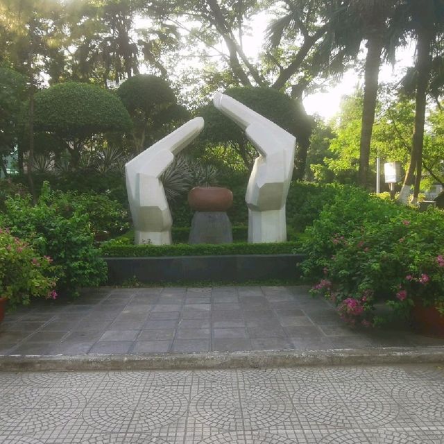 海防著名拍照景點—阮平謙城市公園