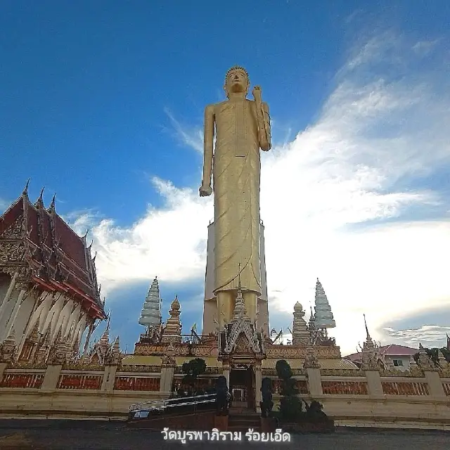 พระพุทธรูปปางประทานพรที่สูงสุดในประเทศ