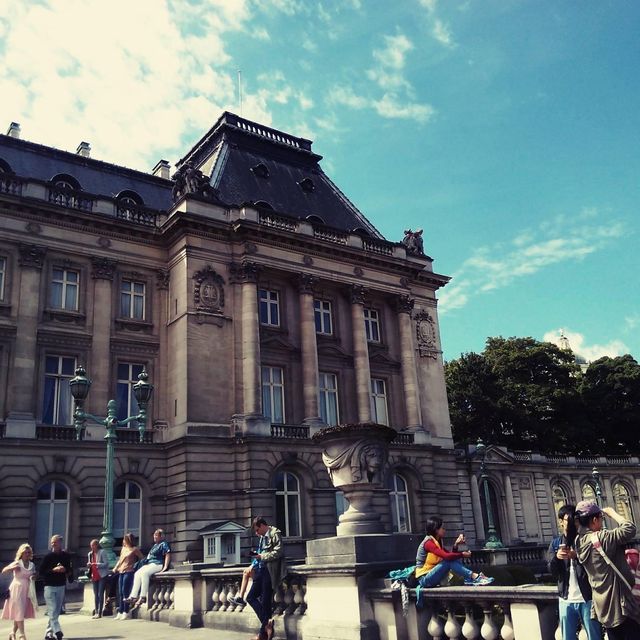 Royal Palace of Brussels and Atomium