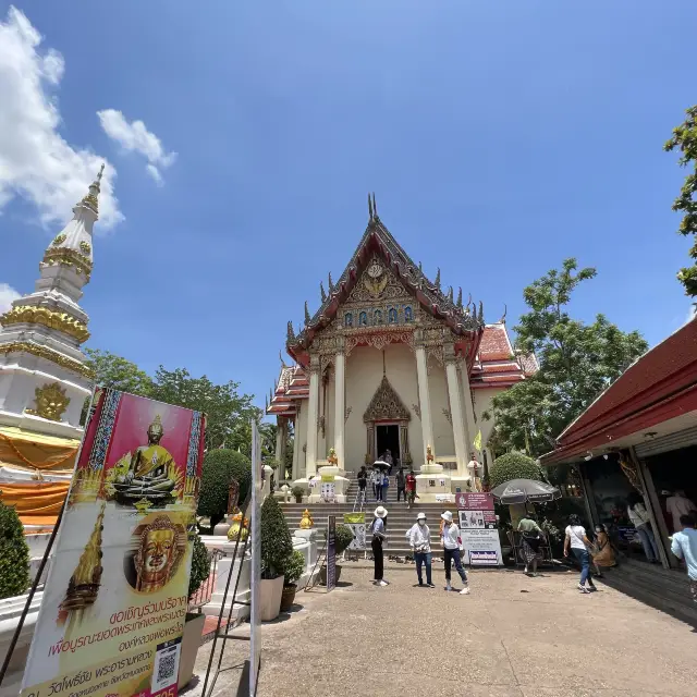 วัดโพธิ์ชัย วัดหลวงพ่อพระใส