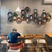 Insomnia Timewalk Cafe