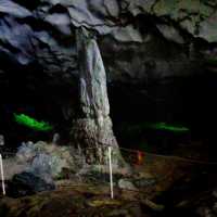 Sung Sot(Surprise) Cave @ Ha Long Bay