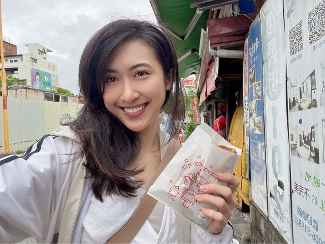 花蓮市區必吃美食｜黃車的炸彈蔥油餅超級好吃
