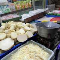 Support local ~ must visit Pasar