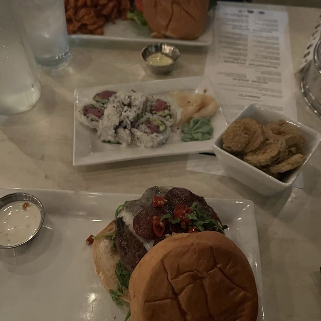 Eating a delicious burger and sushi in NC🤩