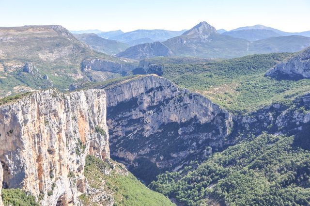 Three days and two nights, the stunning Verdon Gorge + Lake Sainte-Croix!