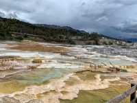 Yellowstone National Park, walking on the wilderness. (3)