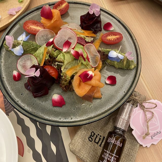 gülsha x 野玩田店期間限定玫瑰系列