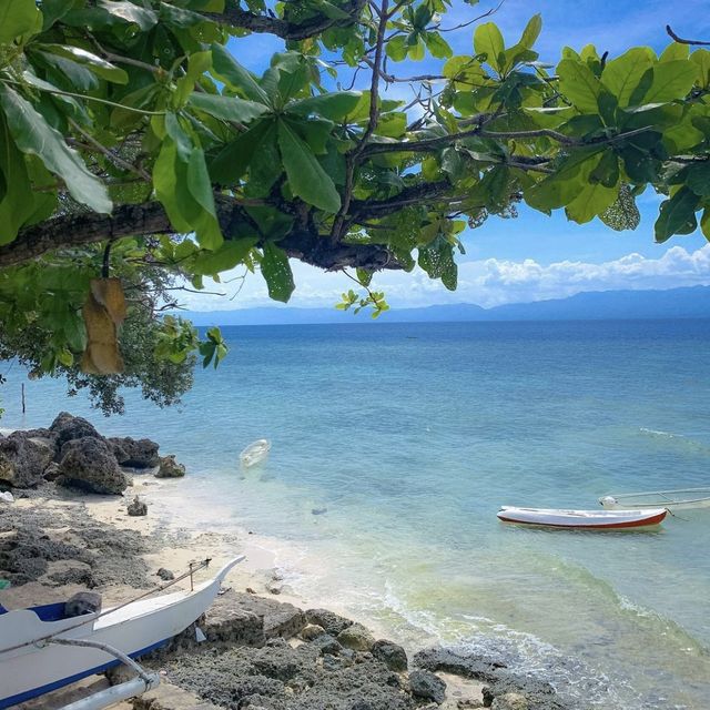 Staying in huts in Moalboal