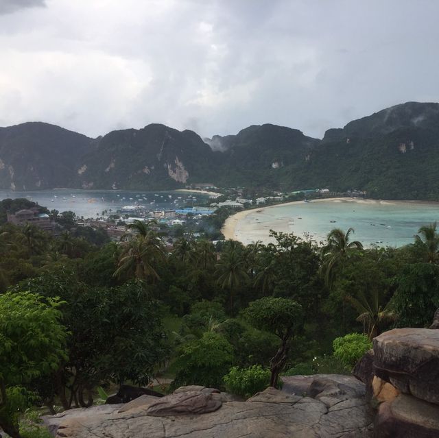 จุดชมวิวพีพีดอน (Phi Phi Don View Point)