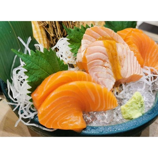 ฟินฟินกับอาหารญี่ปุ่นสุดอร่อย 🍱🍣🍤🍥🍢🍜🍛