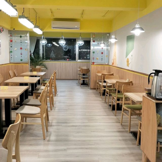俏皮可愛的馬來西亞餐廳，板橋寵物親子友善餐廳