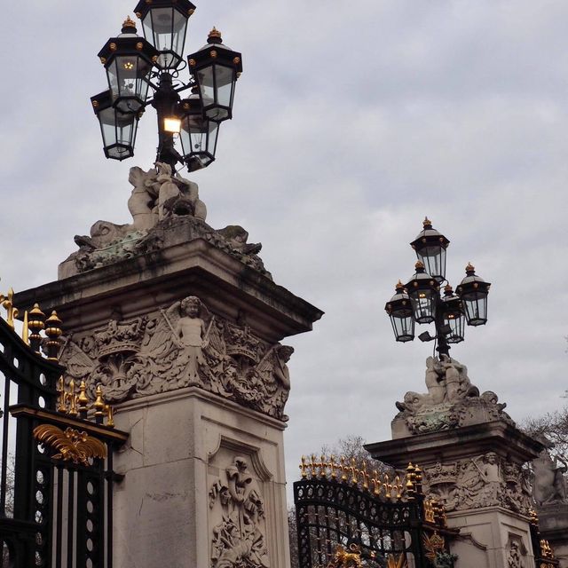 歷史悠久‼️英國🇬🇧必到訪白金漢宮