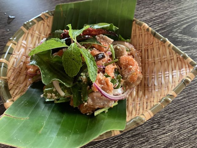“เรอปลาแดก”  ร้านส้มตำยำแซ่บ 29฿ ทุกเมนู