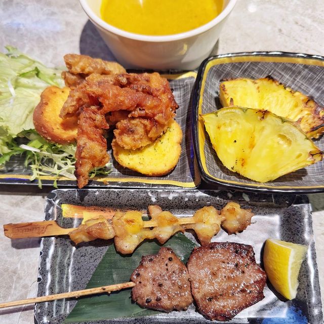 任食😍燒乳鴿🦆、咖哩軟殼蟹🦀同埋脆皮大腸🐖乾鍋