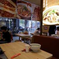 深圳必吃推介之西安麵館的biangbiang面 