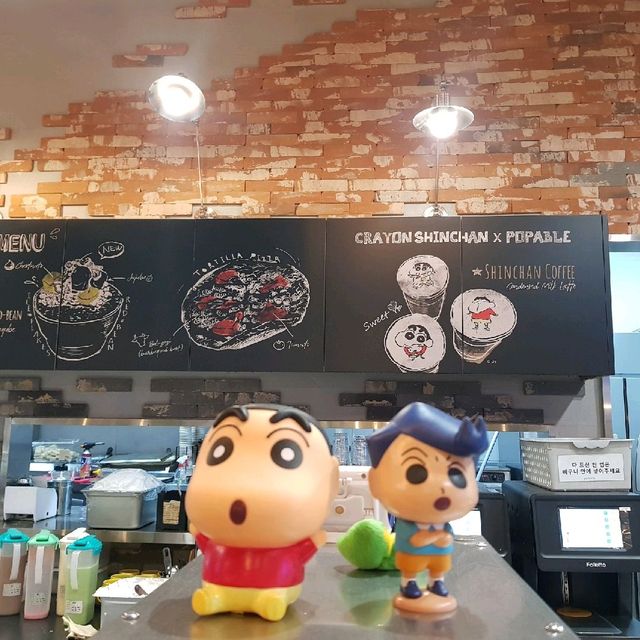 용산 아이파크몰 애니메이션 컨셉 카페