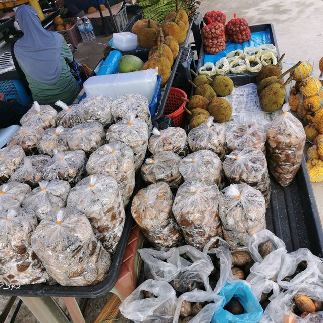 Pasar Tani in Limbang