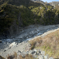 NZ Mt Cook Red Tarns