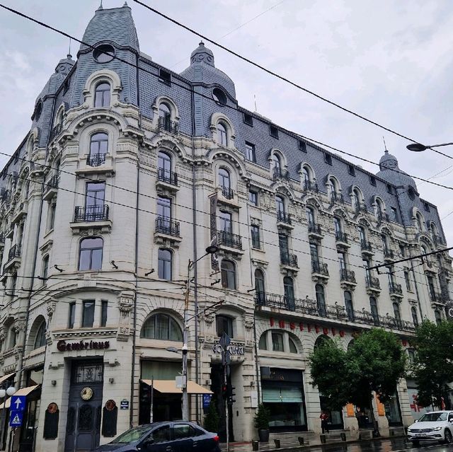 Hotel Cismigiu at the heart of Bucharest