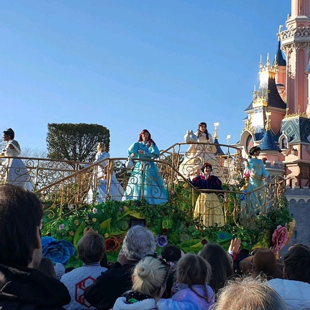 Disneyland Paris Guide