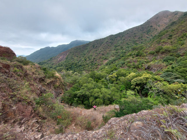 遊馬鞍山折雁台武林勝地
