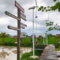 กลางนาคาเฟ่

 นครนายก