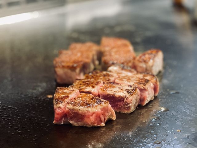 💁🏻‍♂️🌟鉄人旨花鉄板燒餐 有前菜、 沙律 、汁煮白鱈魚、龍蝦、和牛、炒飯、雞湯及甜品