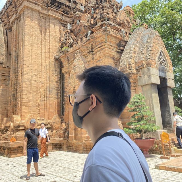 Tháp Bà Ponagar Nha Trang