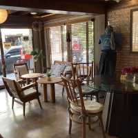 Gingerbread House Gallery @แพร่