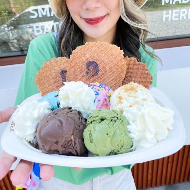 พิกัดร้านไอติมลับ @แปดริ้ว