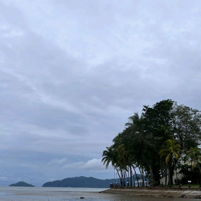 Tanjung Aru Beach, Kota Kinabalu