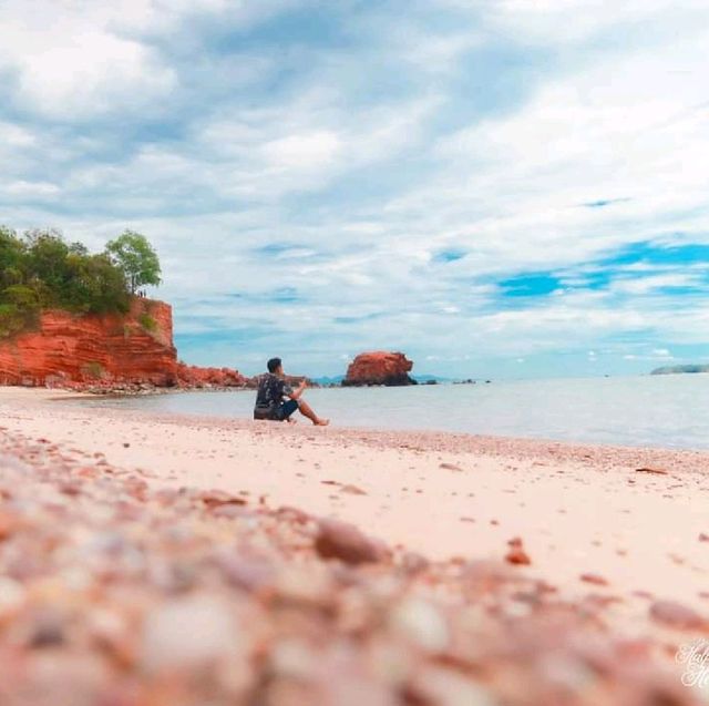 หาดลับในชุมพร​ | หาดผาแดง​
