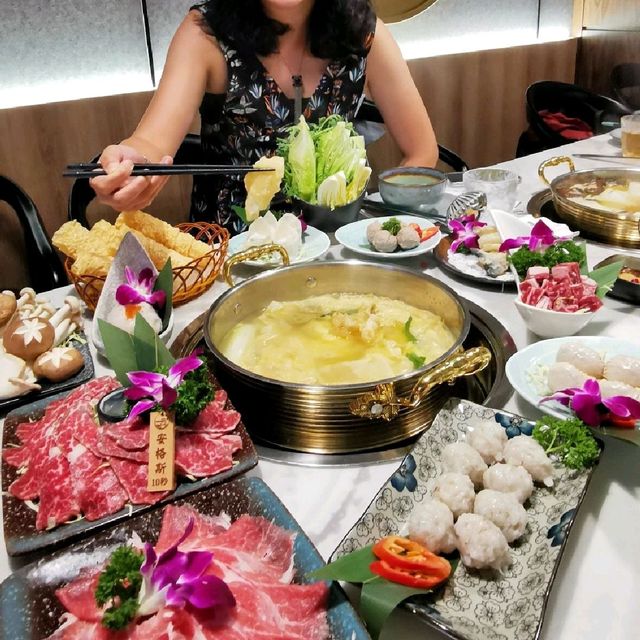 尖沙咀云手工火鍋店