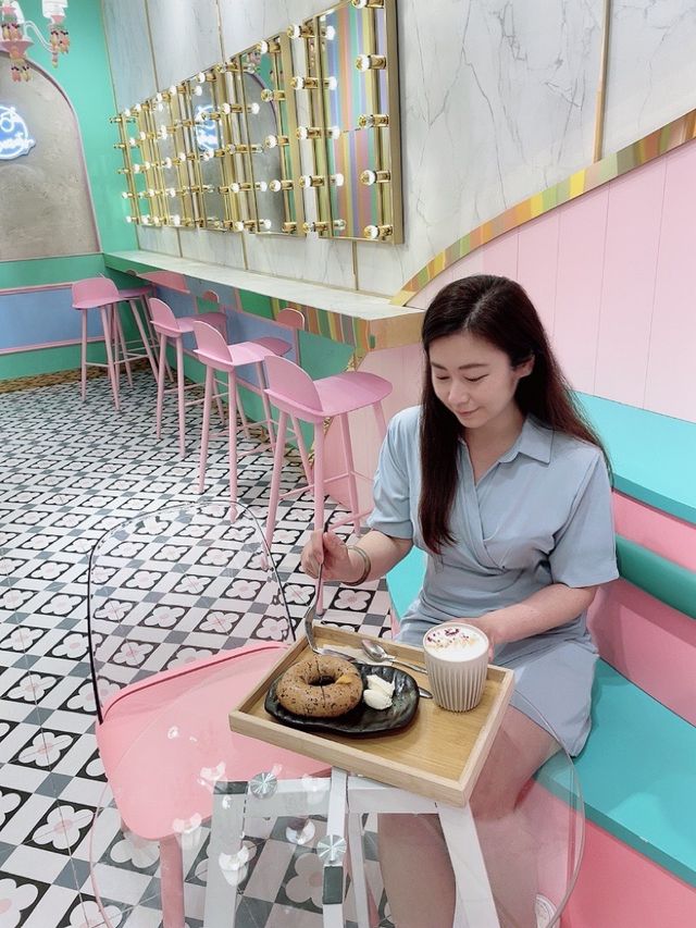 走入馬卡龍粉彩系花花世界！