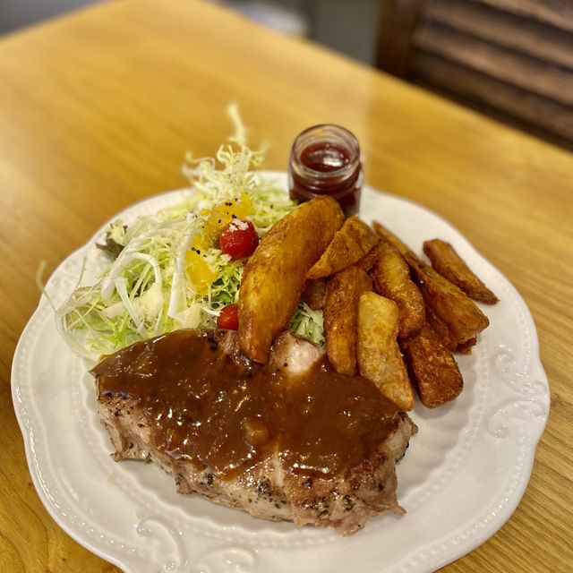 《西貢必去cafe☕️💛新鋪更大更舒適🥹》