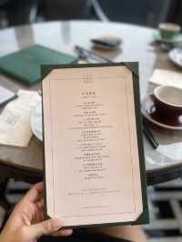 飽覽維港景色 享受特色中菜