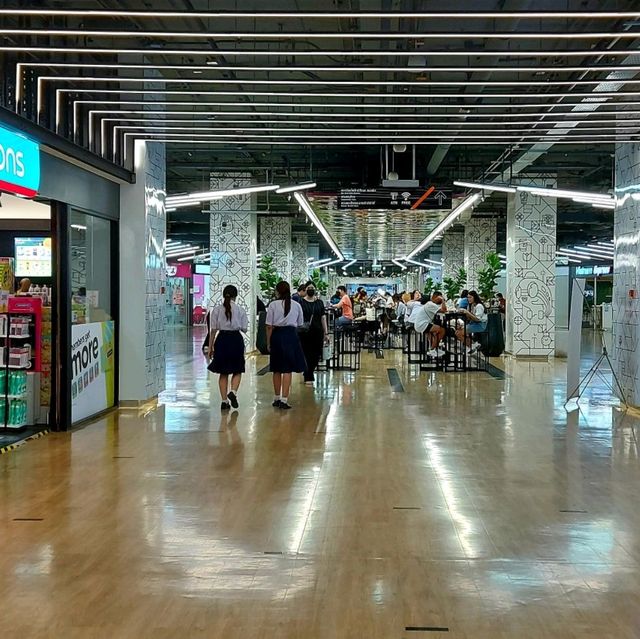metro mall แหล่งช้อปปิงใต้ดิน