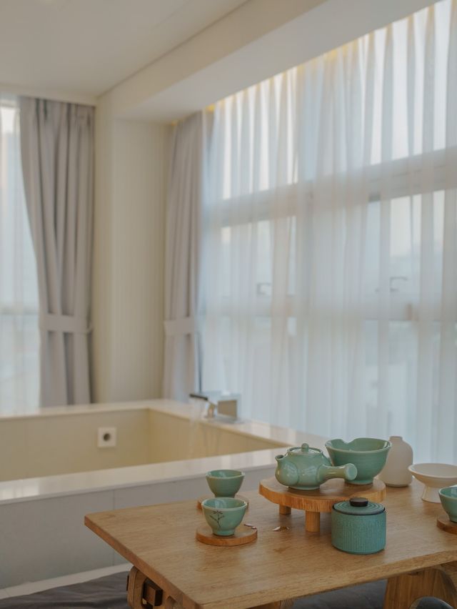 서울 자쿠지 호캉스, UH Suite 명동 🍵