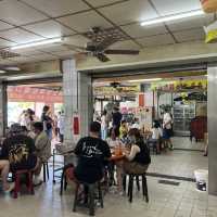 台東關山市場超人氣美食｜關山臭豆腐，湯麵、滷味也很好吃喔
