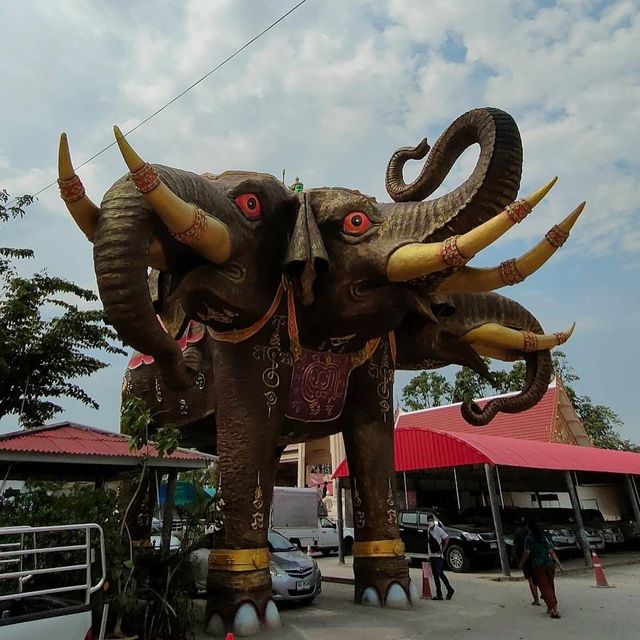 วัดบางจาก วัดดังนนทบุรี