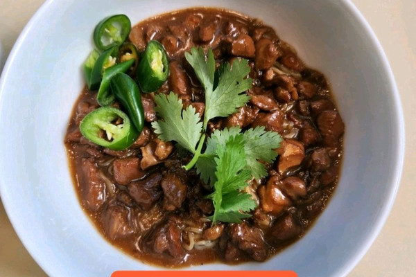 ข้าวราดหน้าไก่ Michalin | Trip.com กรุงเทพฯ