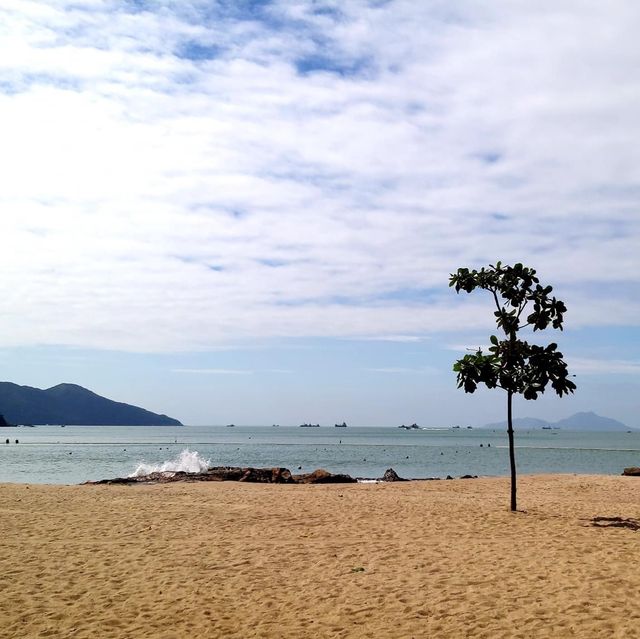 Layback at Hung Shing Yeh Beach