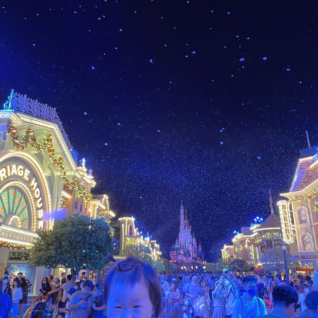 where is the Christmas choice? Disneyland Hong Kong?