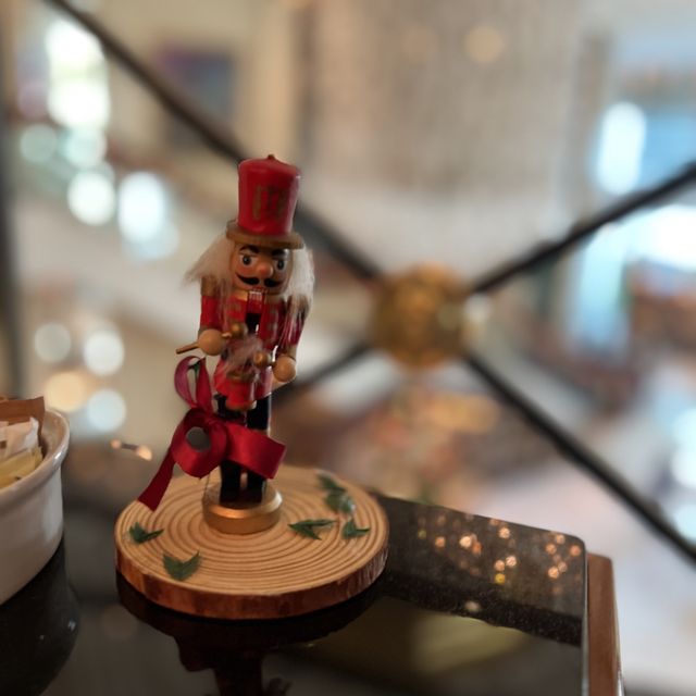 胡桃夾子走進酒店 part 2🎄