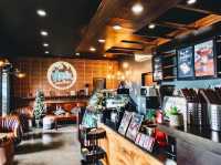 คาเฟ่ริมหาดบางแสน วิวทะเล 180 องศา
