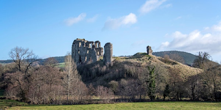 YOUNG RANGERS - Clun Castle | Clun Castle